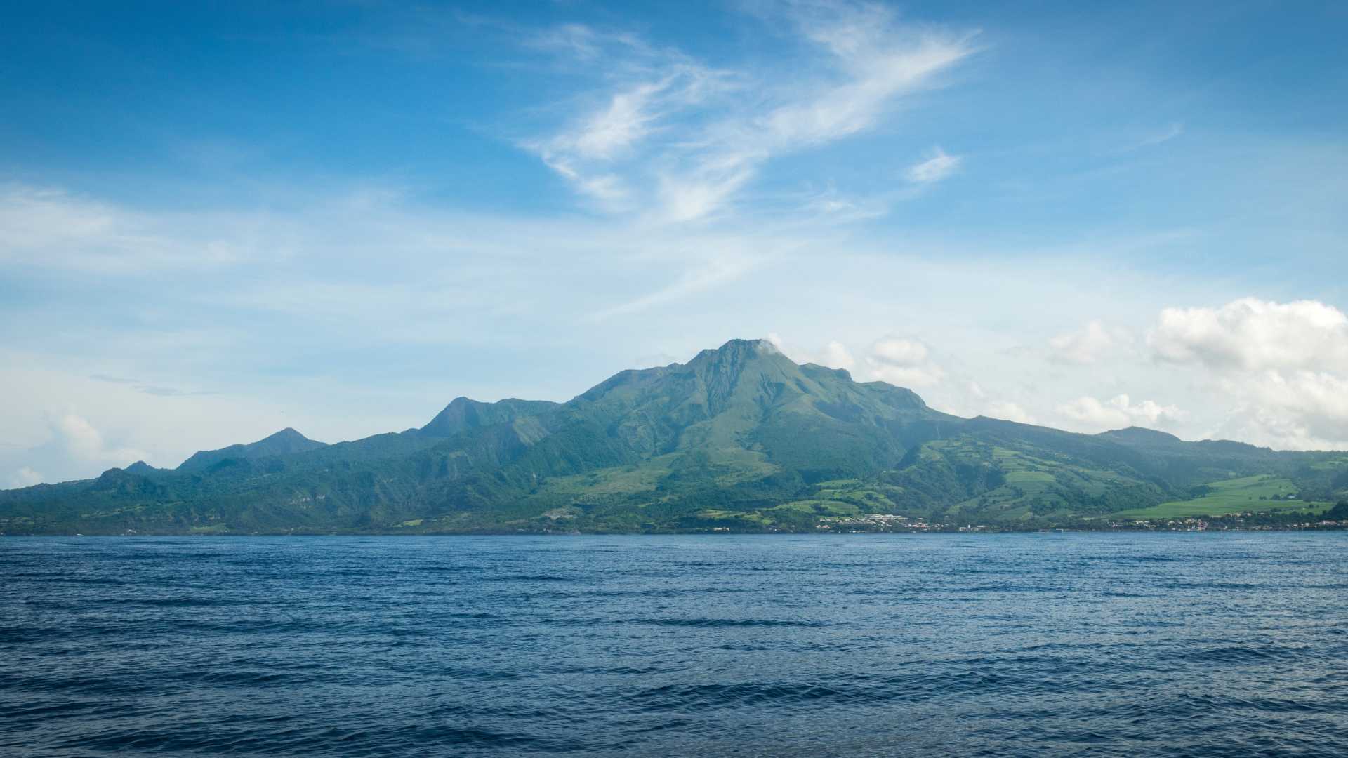 a mountain good for hiking and considered as one ofBest Photo Hikes in Ireland