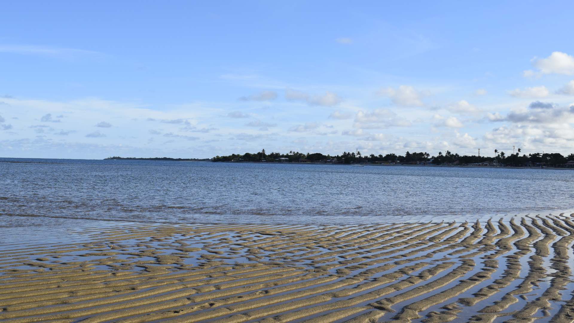 top natural beauties in ireland - extravagant beach